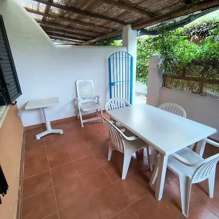 Baia Safo Apartment *